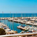 Superbe En Bord De Mer, Près Du Centre Et Des Plages Appartement