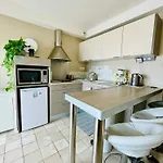Superbe En Bord De Mer, Près Du Centre Et Des Plages Appartement