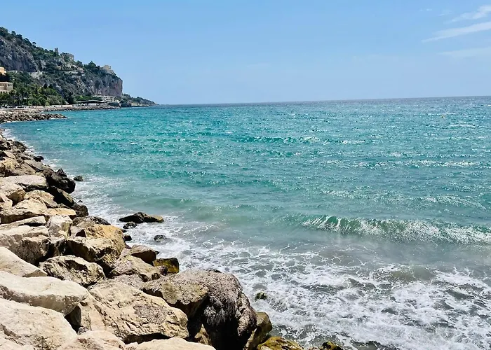 Superbe En Bord De Mer, Pres Du Centre Et Des Plages * Menton