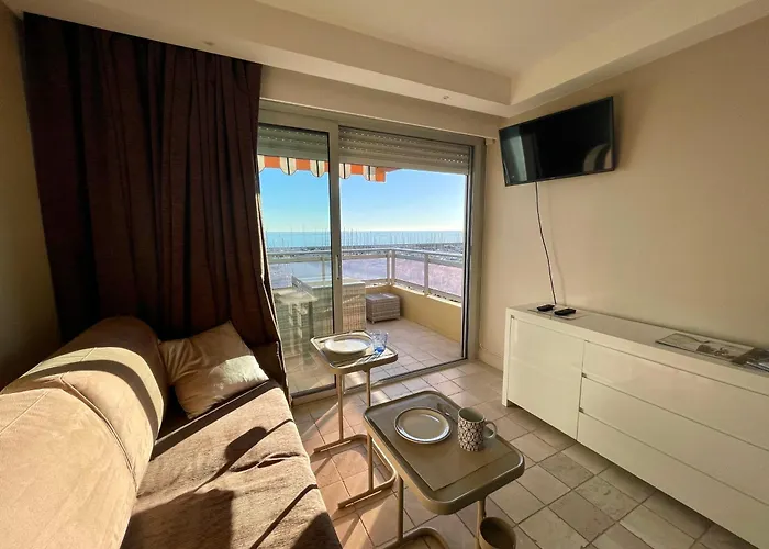 Superbe En Bord De Mer, Près Du Centre Et Des Plages * Menton