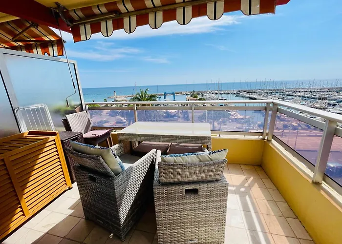 Superbe En Bord De Mer, Près Du Centre Et Des Plages Appartement *